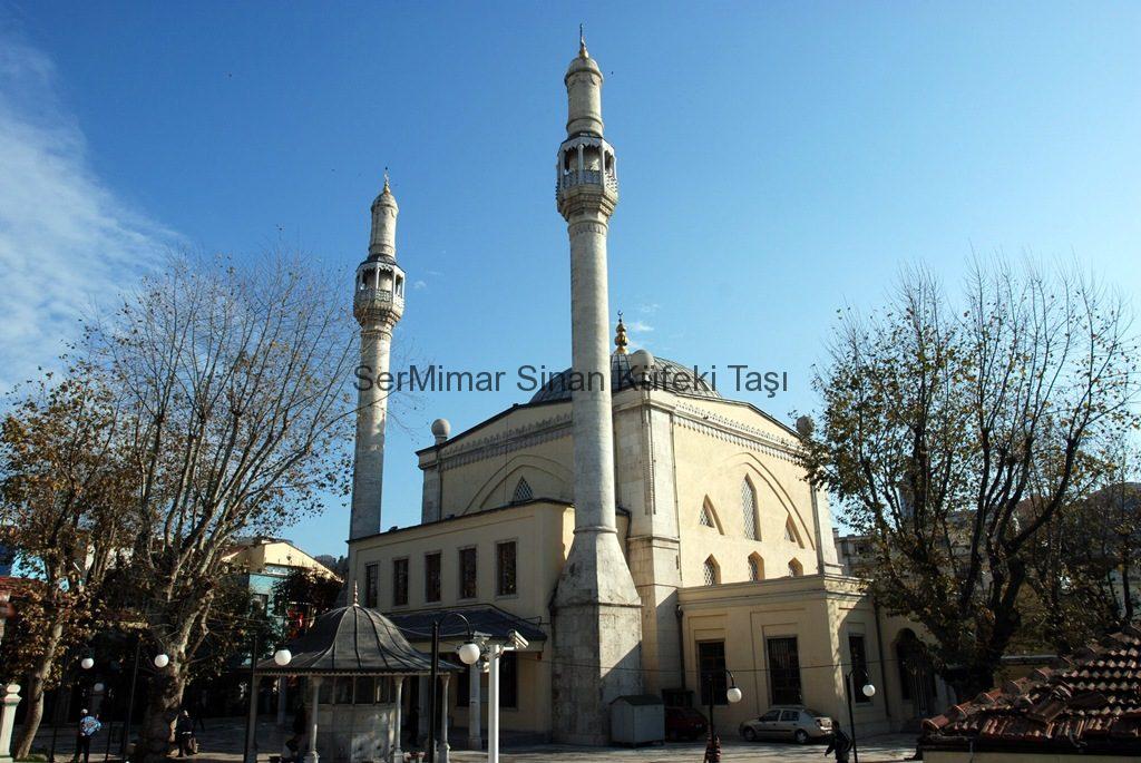 sermimar-kufeki-tasi-istanbul-tasi-silivri-tasi-mimar-sinan-tasi-kirec-tasi-fiyatlari-kaplama-malzemeleri-Kasımpasa-Guzelce-Camii-1-1024x685